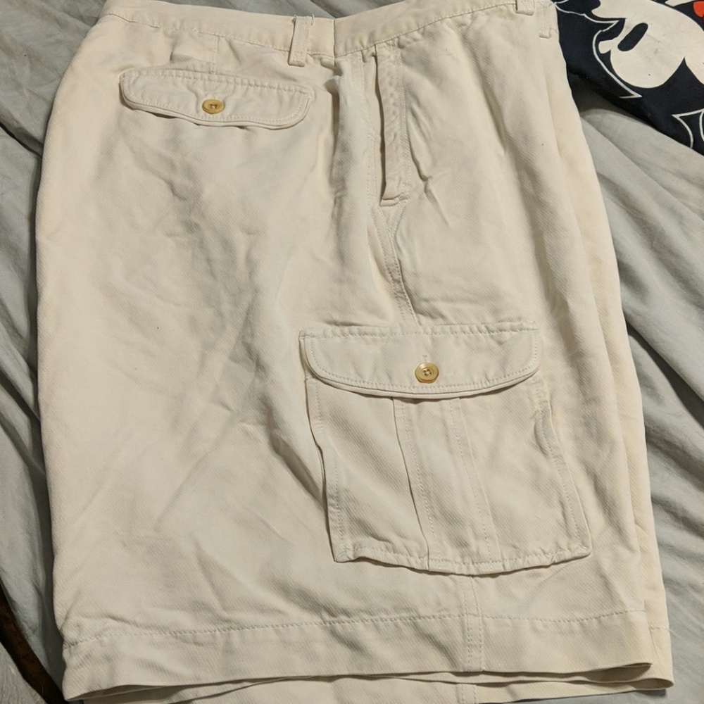 💲⤵️⤵️⤵️Tommy Bahama silk shorts